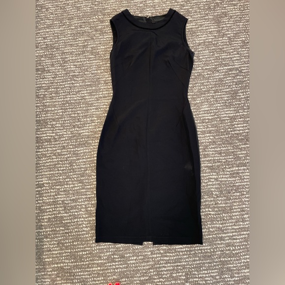 Black d&g pencil midi dress exposed zipper in back - Picture 2 of 5